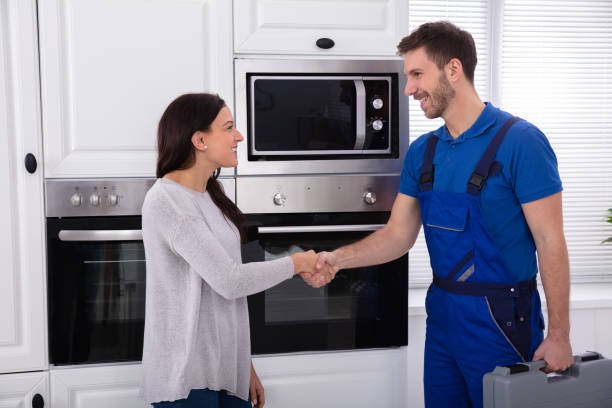 Trusted Appliance Repairs Technician
